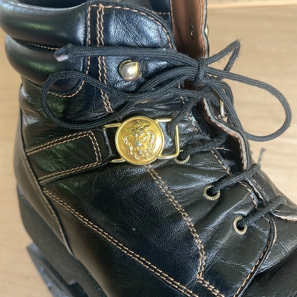 Versace Versus Vintage Men’s Chukka boot size 10. Soft Leather.Giani Versace - Picture 7 of 13
